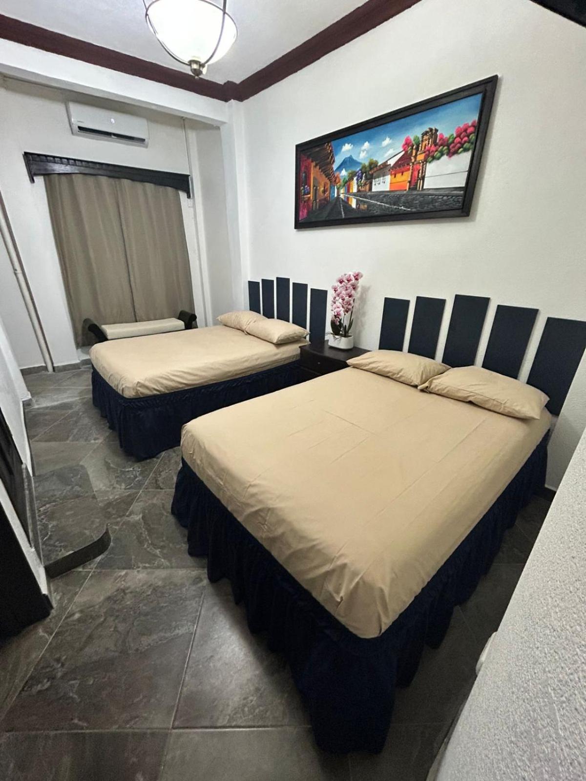 Hostal Casa De Grethel Flores Exterior photo