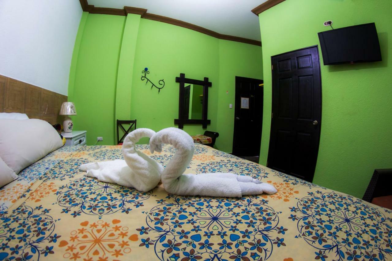 Hostal Casa De Grethel Flores Exterior photo