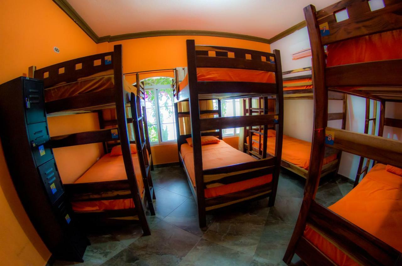 Hostal Casa De Grethel Flores Exterior photo